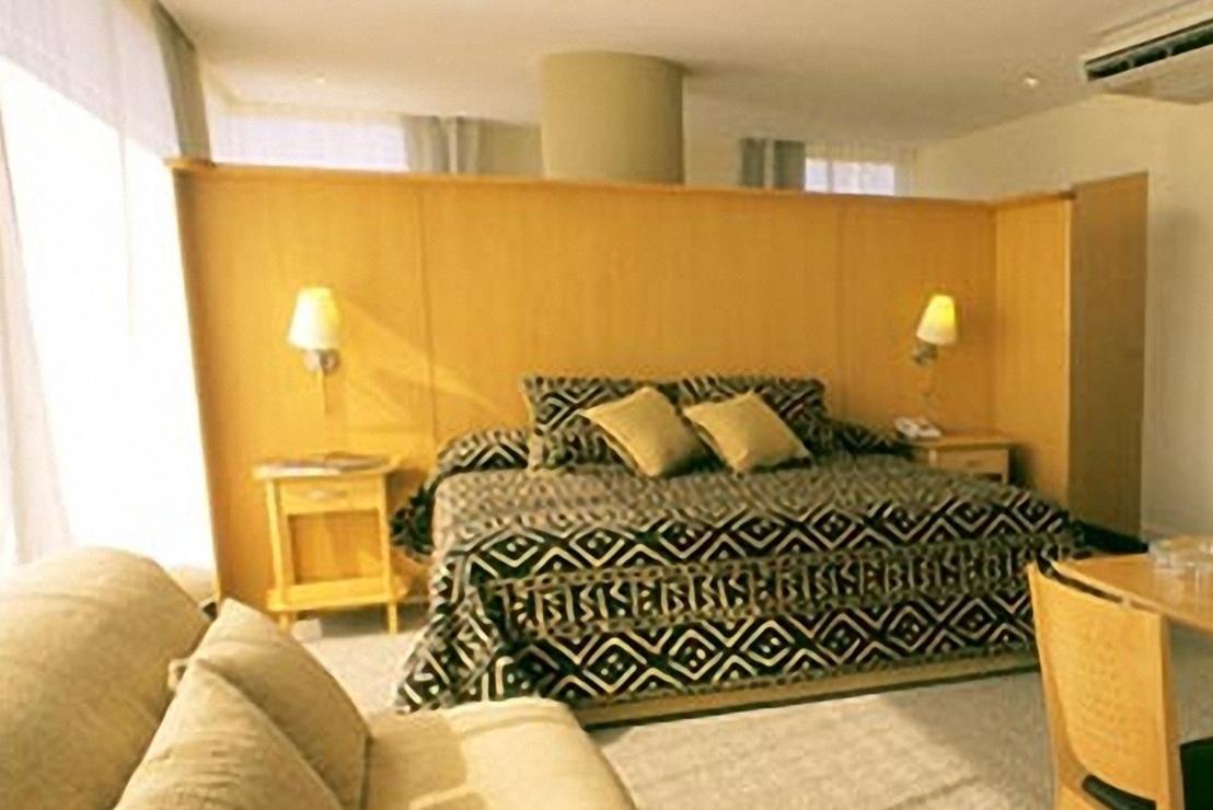 Urbana Suites Mendoza Exterior foto